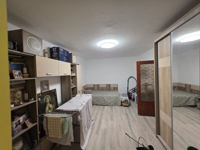 Theodor Pallady, 5 minute metrou 1 Decembrie 1918, pe strada Becatei