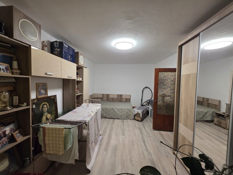 Theodor Pallady, 5 minute metrou 1 Decembrie 1918, pe strada Becatei