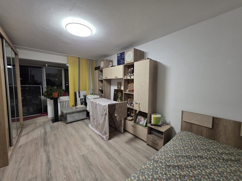 Theodor Pallady, 5 minute metrou 1 Decembrie 1918, pe strada Becatei